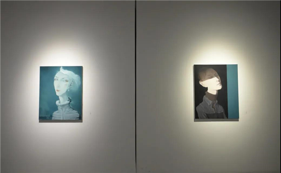 安堃 An Kun油画艺术展在朗空美术馆开幕，用安静的画面记录时代的镜像